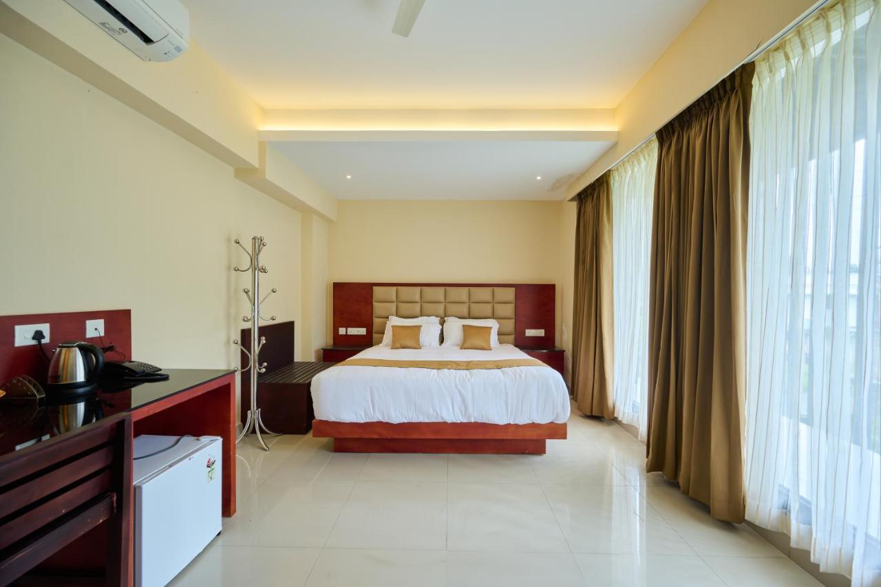 Thekkady Gavi Suites Vandiperiyar Exterior photo
