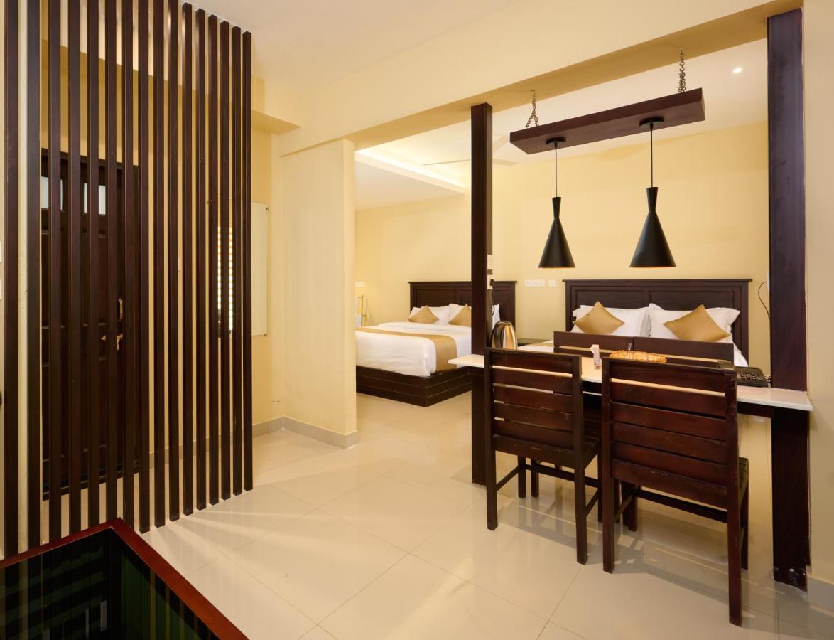 Thekkady Gavi Suites Vandiperiyar Exterior photo